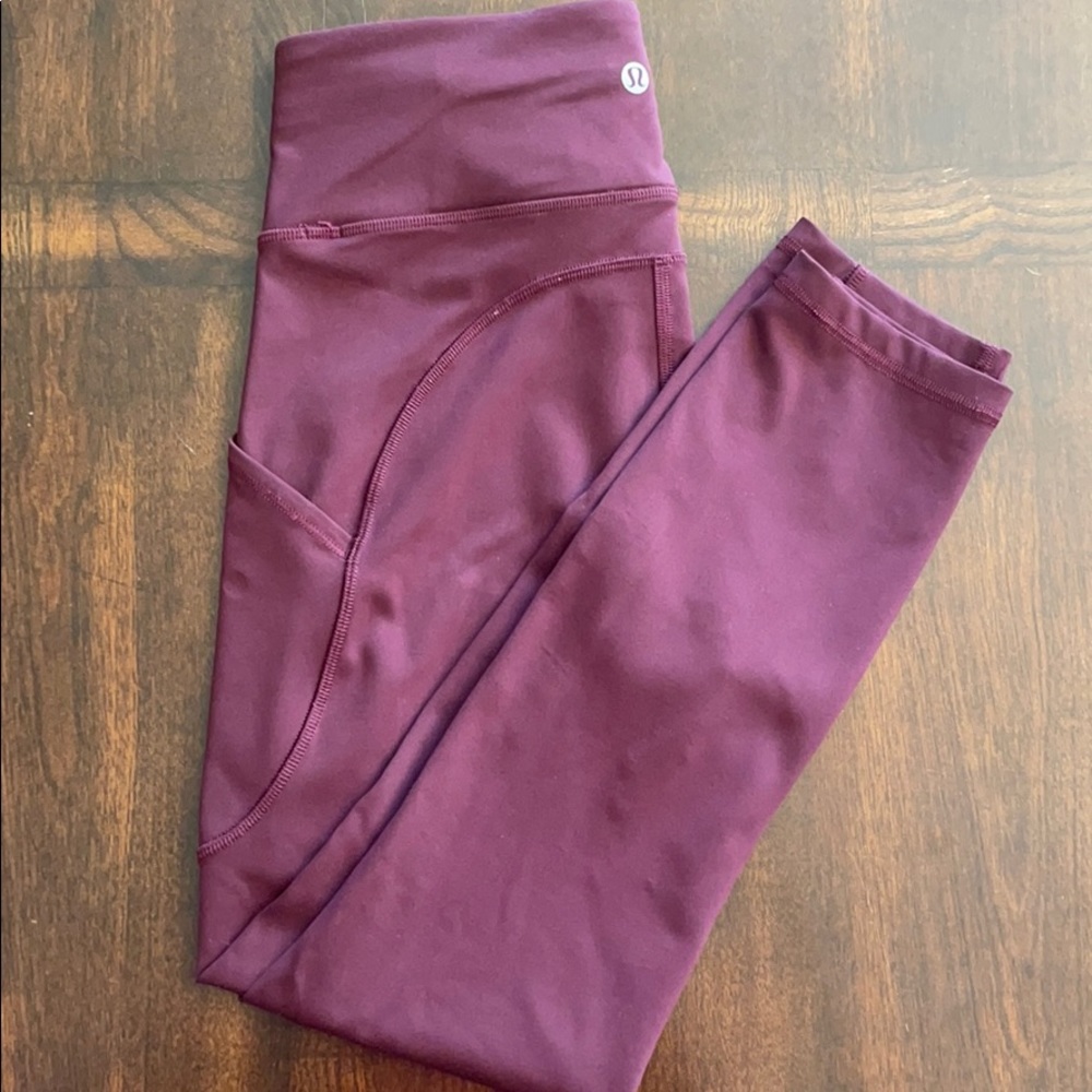 Lululemon Invigorate Crop